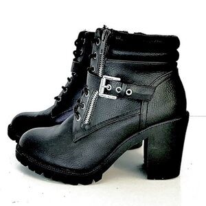 Black Lace-Up Heeled Ankle Boots Side Zip Size 9 WW – Torrid